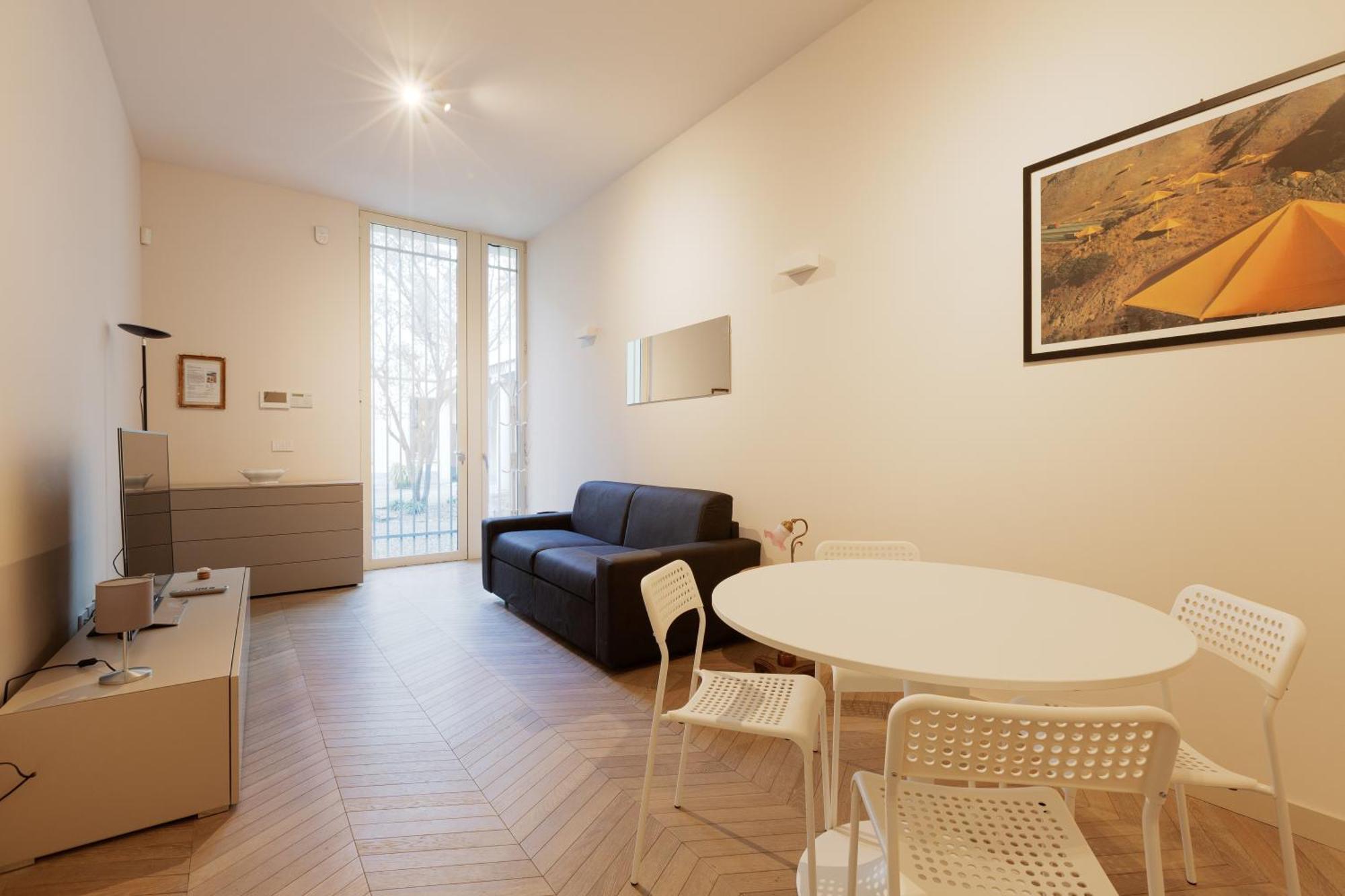 Guesthost - Cordusio Enchanting Appartement *